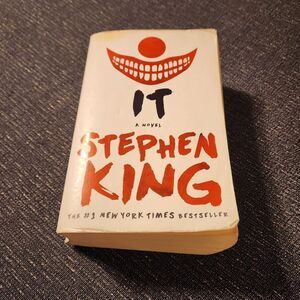 Stephen King IT paperback